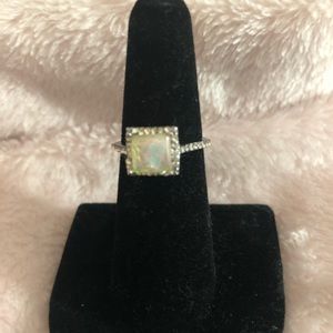 🆕 iridescent Opal 💕💛💕 Lab &Crystal Silver Ring